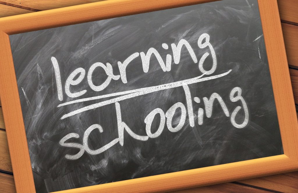 learn-916677_1280